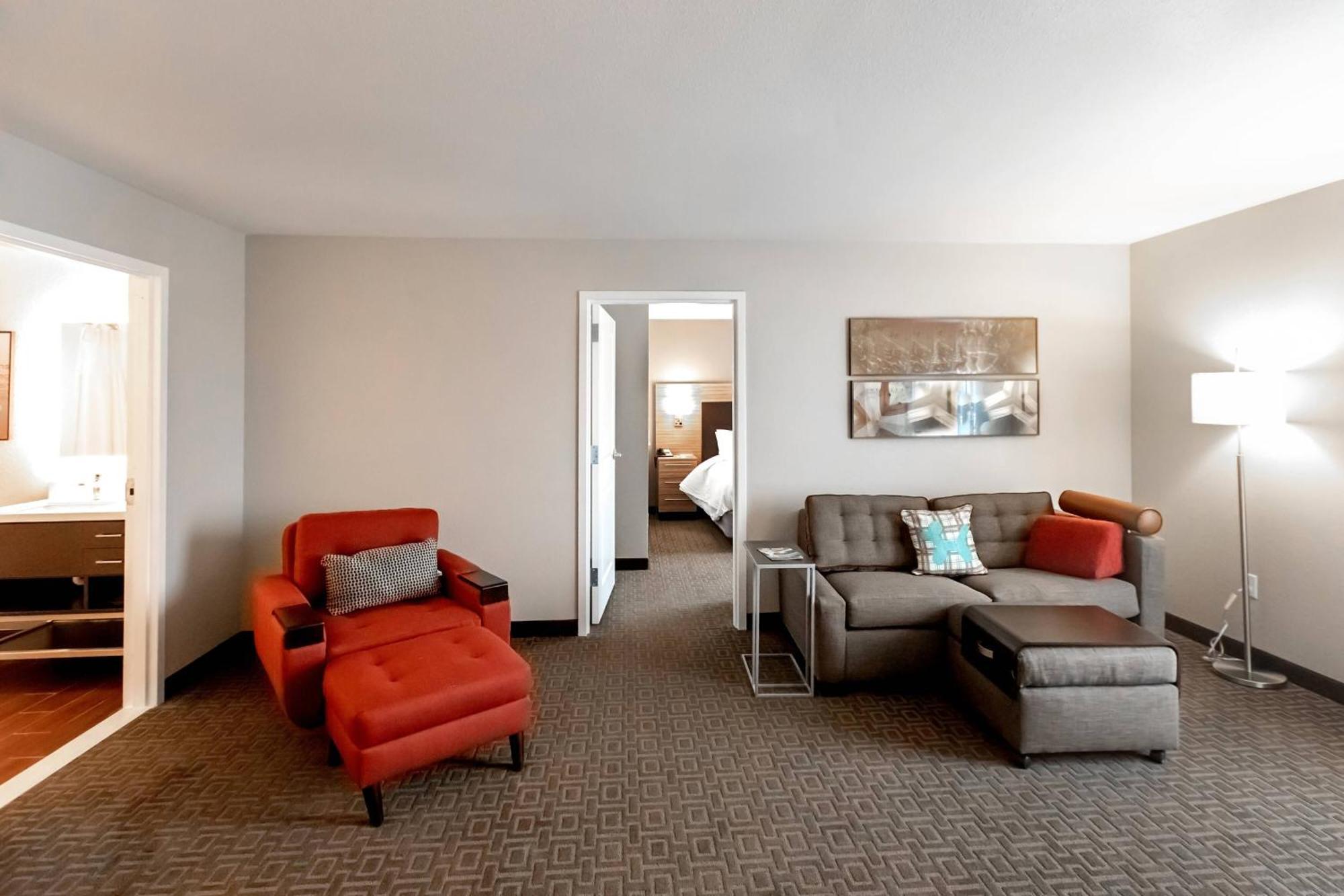 Towneplace Suites By Marriott Louisville Airport Экстерьер фото